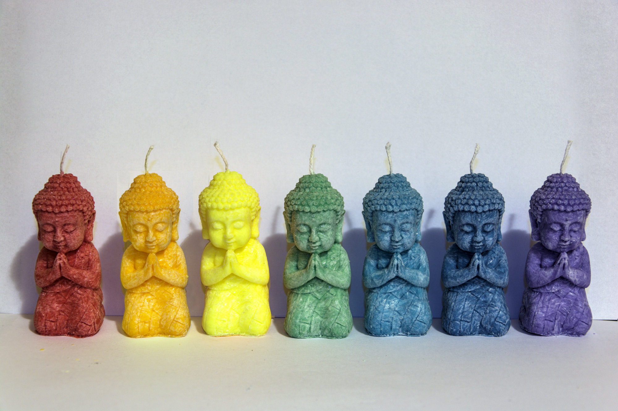Sada svíček na podporu funkce čaker - Buddha Klečící