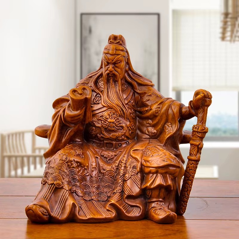 Socha Guan Yu „Čtení“ – Symbol věrnosti, moudrosti a prosperity
