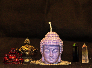 Svíčka - Hlava Buddhy, fialová